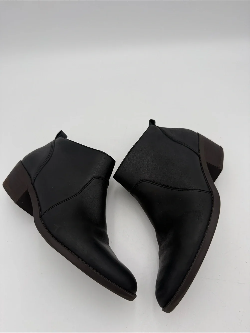 Lucky Brand women Black Leather Chukka Boots women 8M casual office retro Y2K